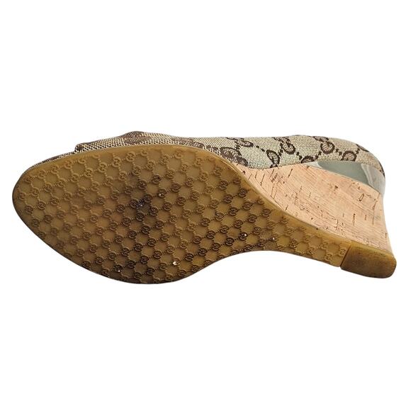 Gucci beige/ebony GG canvas peep-toe Cyprus cork wedge Size 5B - Picture 12 of 15